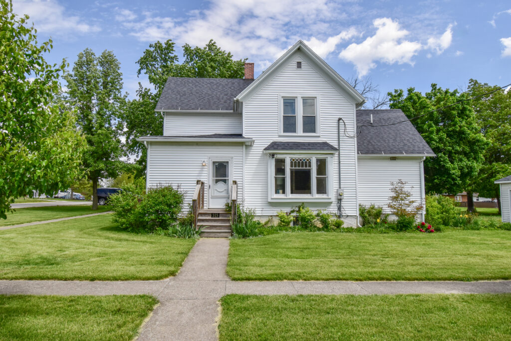 315 N 4th St.