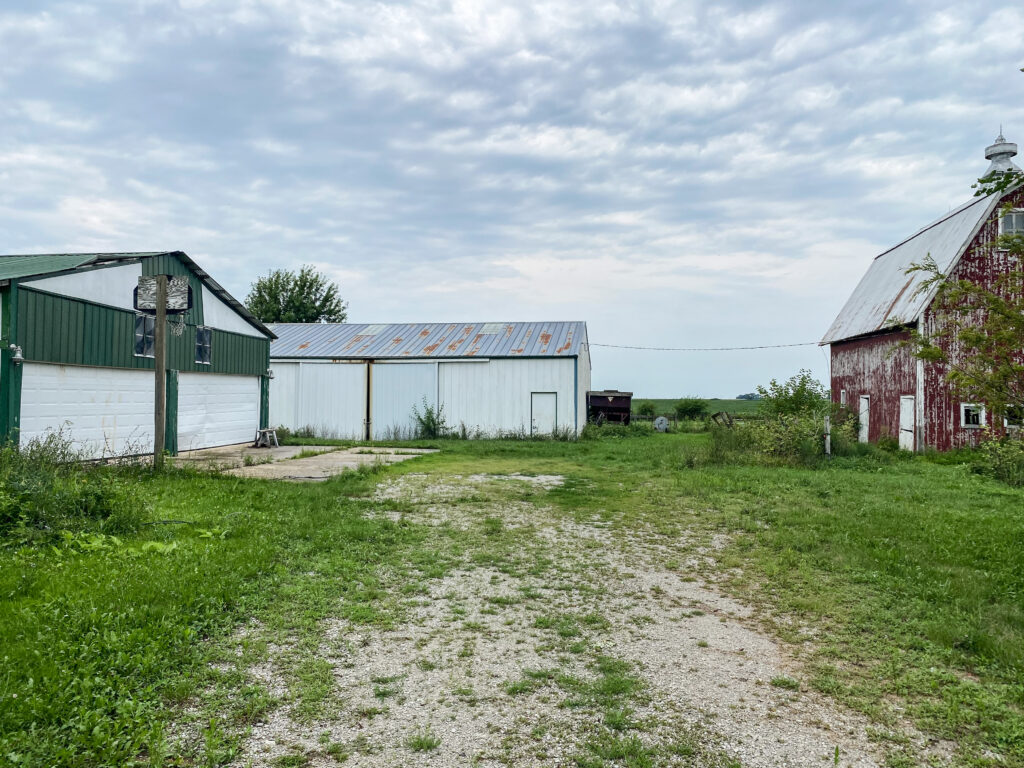 16811 E. 2600 North Rd.