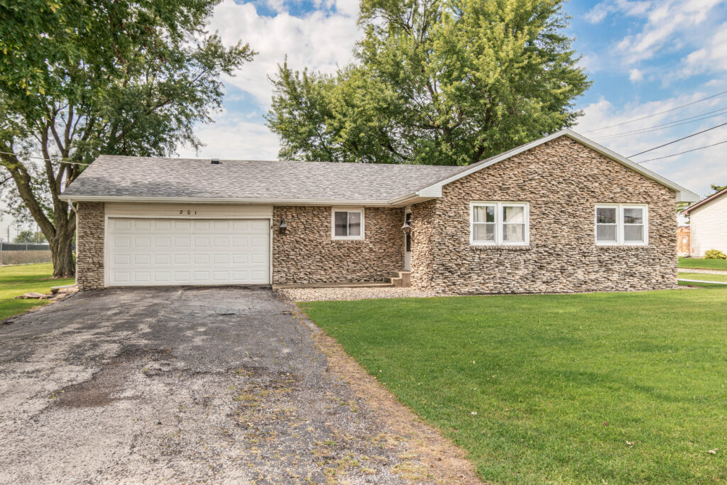 201 W Elk St.